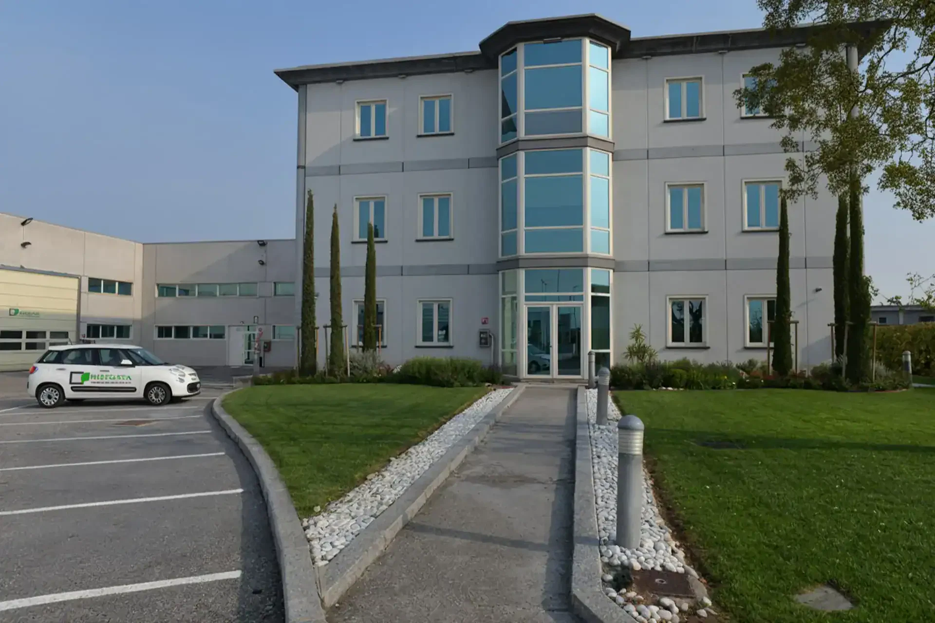 Azienda Risposta Serramenti